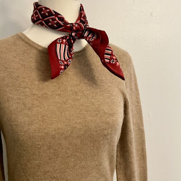 Oscar de la Renta 100% Cashmere Sweater Made in Italy Size XS - Picture 2 of 8